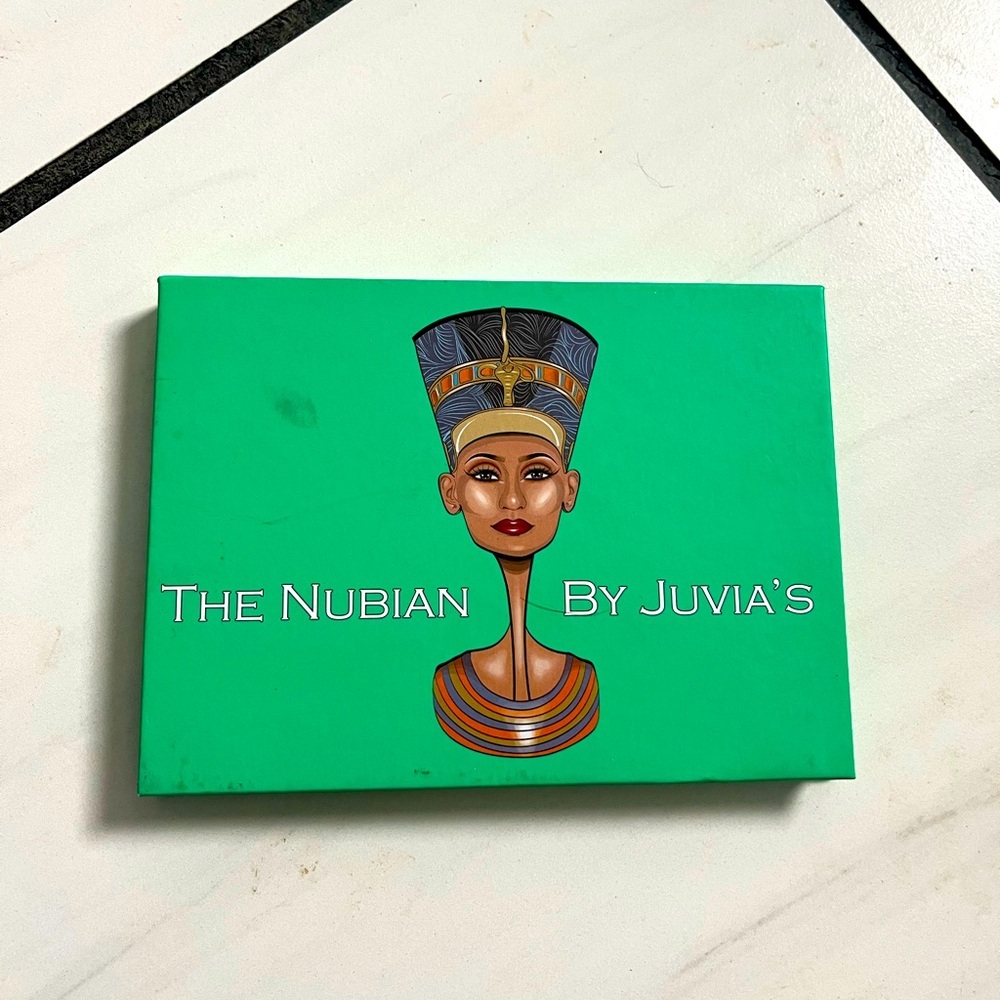 The Nubian by Juvias‎ neutrals eyeshadow pallet NWOT and open unused